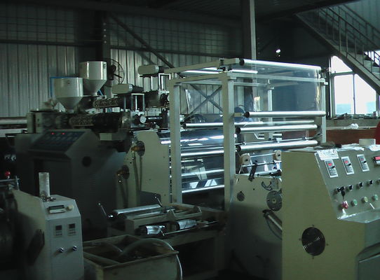 China 120KW escogen la máquina del rodaje de películas de estiramiento del tornillo, línea de reciclaje plástica proveedor